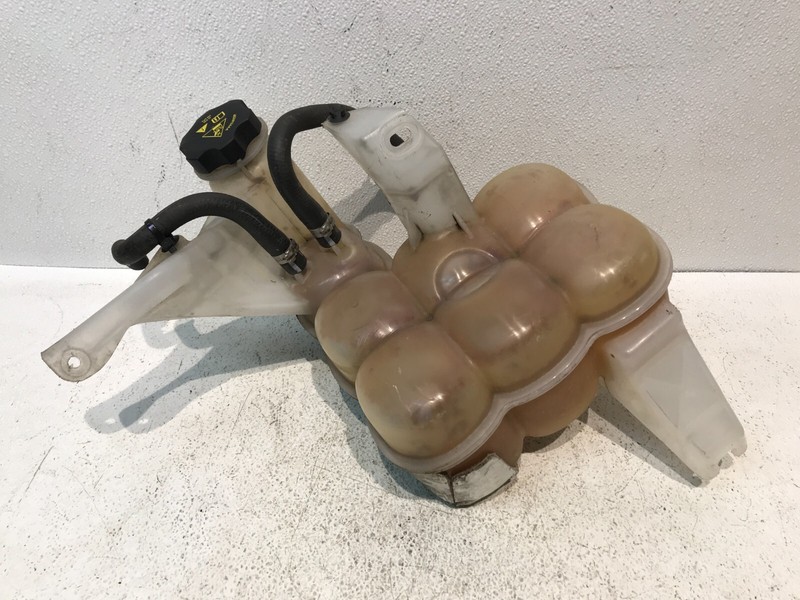 2013 - 2018 Dodge Ram 2500 Pickup 6.7L Diesel Coolant Antifreeze Tank Reservoir