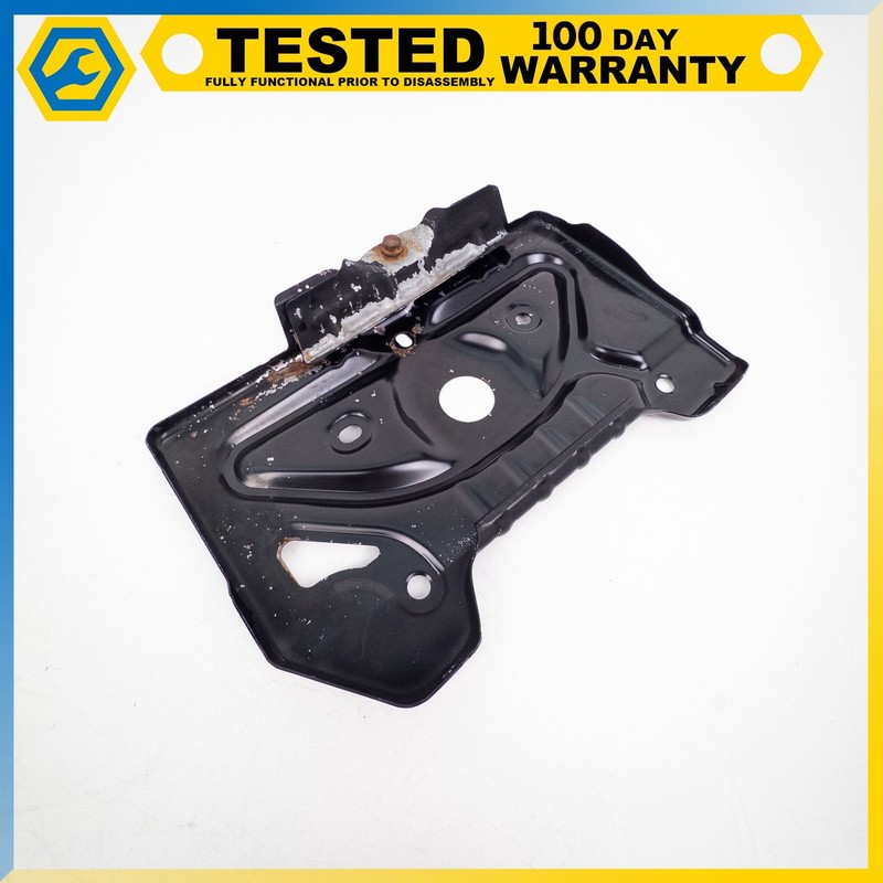 12-18 MERCEDES-BENZ CLS63 AMG FRONT BATTERY TRAY HOLDER COVER TRIM OEM