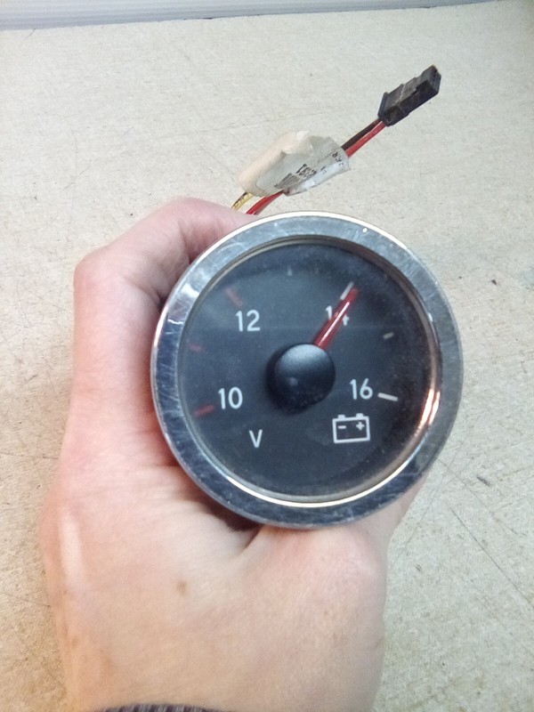 International Navistar 3768424C2 Voltmeter Gauge