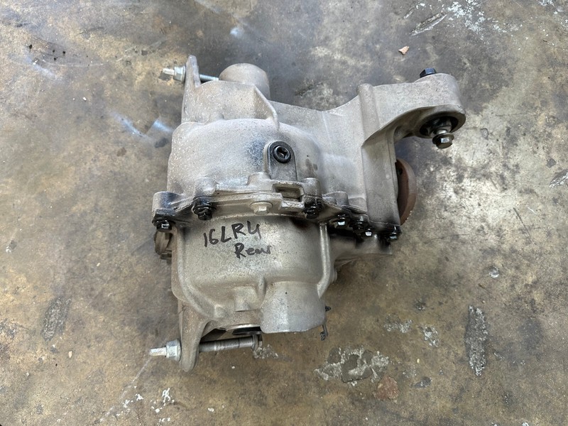 14-16 LAND ROVER LR4 REAR CARRIER DIFFERENTIAL OEM