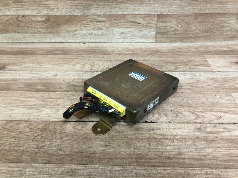 MITSUBISHI MIGHTY MAX OEM FRONT ENGINE MOTOR DME COMPUTER ECU ECM 2.4L 1993