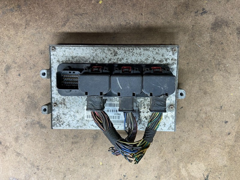 2005 Dodge Ram 1500 Engine Computer 5.7L ECM P56028873AH M9776