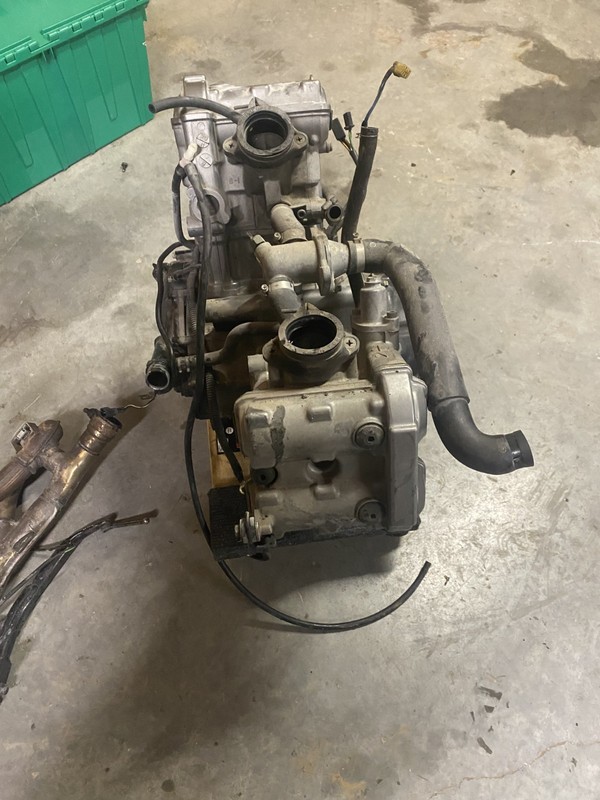 2002 Suzuki SV650 S Engine