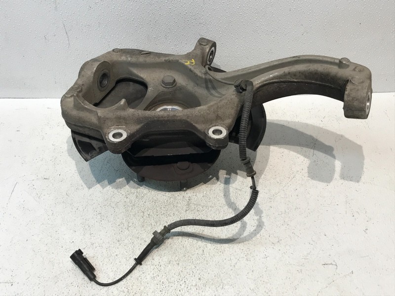 11-18 RAM 1500 5.7L 4x4 FRONT RIGHT PASSENGER BEARING HUB SPINDLE KNUCKLE OEM
