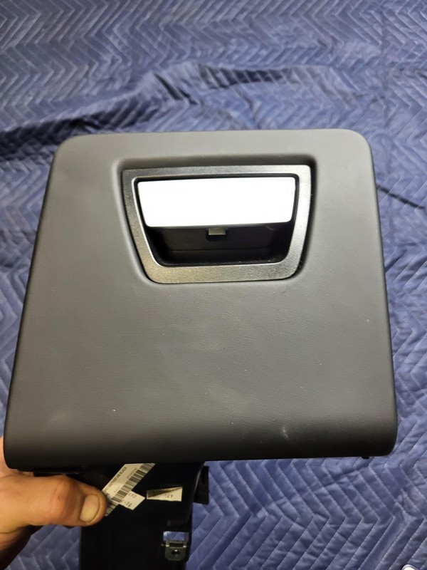 Used Oem Maserati Dashboard Left Storage Box for Ghibli 670012669 2019