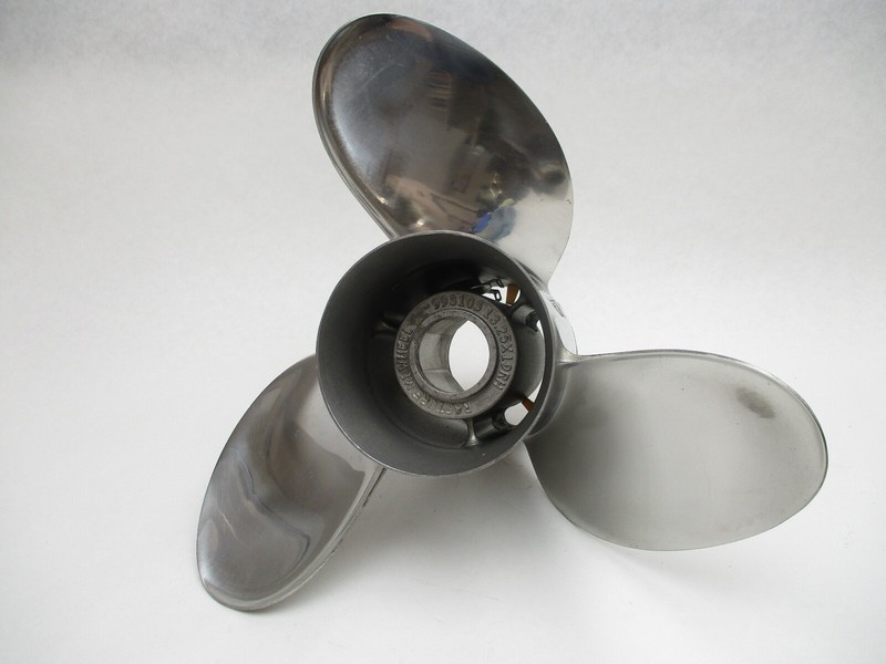 993105 13 1/4 x 19 Pitch MI WHeel Hub Kit Prop 4 1/4" Gear Case40-140HP