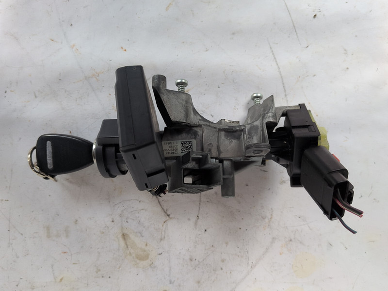 2008-2012 JEEP LIBERTY IGNITION LOCK W/KEY & IMMOBILIZER OEM P05172024AH