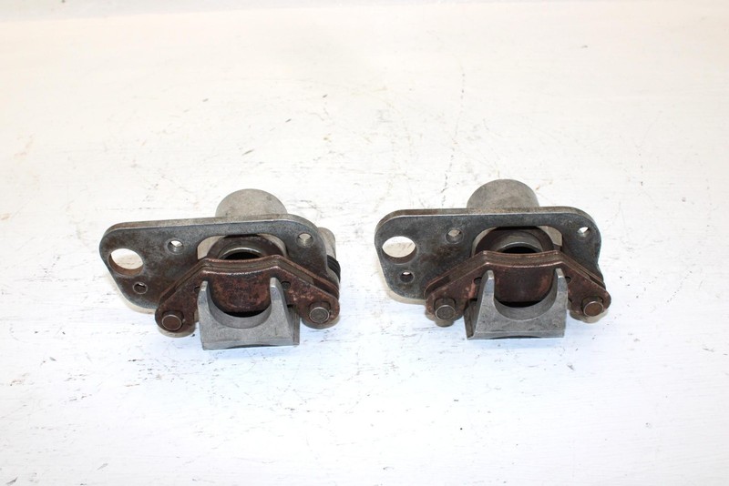 2002 Polaris Magnum 325 Oem Front Brake Caliper Set 1910547 AP185