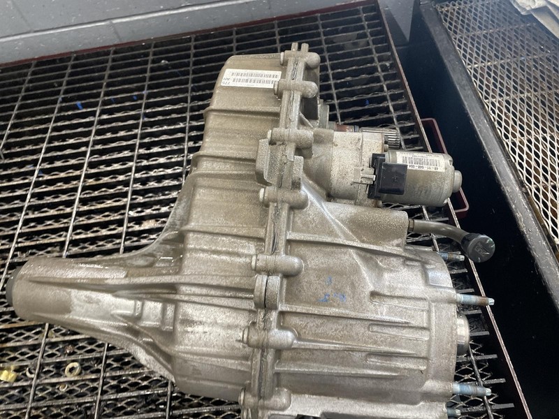 19-'24 RAM 1500 Transfer Case New Style BW4812 42k miles 6 Month Warranty!