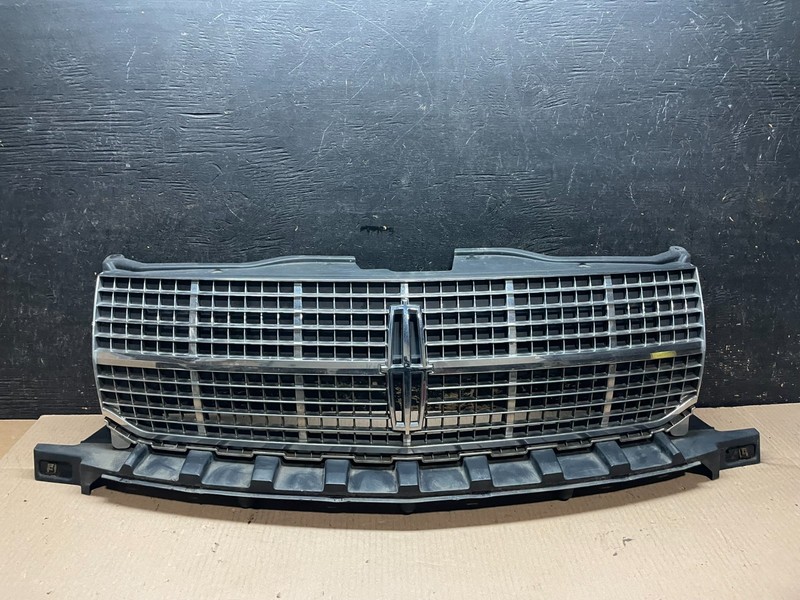 2007 to 2010 Lincoln Mkx Front Upper Grill Grille OEM z8431 DG