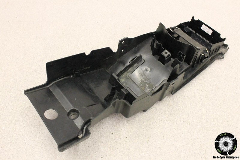 2012 Honda Cbr250rRear Back Fender Mud Guard Inner Tray Holder CBR 250 R 12