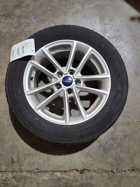 Wheel 16x7 Alloy 10 Spoke Painted Silver Fits 15-18 FOCUS 563762