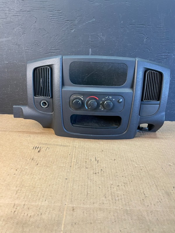 2002 to 2005 Dodge Ram Radio Climate Control Dash Air Vent Bezel Trim AC5194 DG
