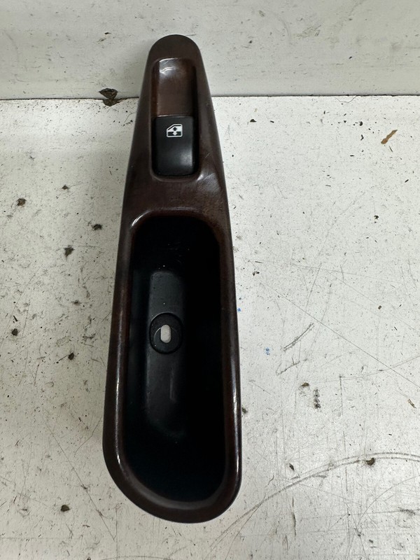 1997-2002 Daewoo Leganza Right Rear Passenger Power Window Switch Oem