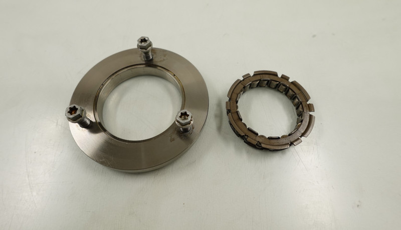2009 Ski-Doo Expedition 4-TEC 800 OEM Sprag Clutch & Housing 420659111 420659260