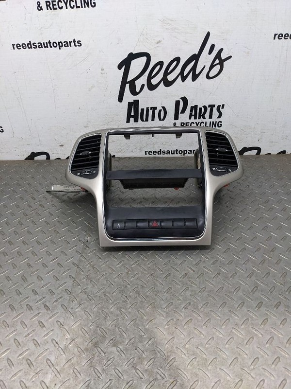11-13 Grand Cherokee Black Silver Dashboard Dash Radio Surround Trim Pane1164878