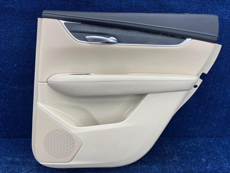 2017-2019 CADILLAC XT5 REAR RIGHT SIDE DOOR PANEL TRIM COVER 84636254 OEM