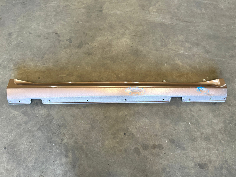 ⭐1997-2002 BMW Z3 RIGHT PASSENGER SIDE SKIRT ROCKER PANEL MOLDING OEM LOT2658