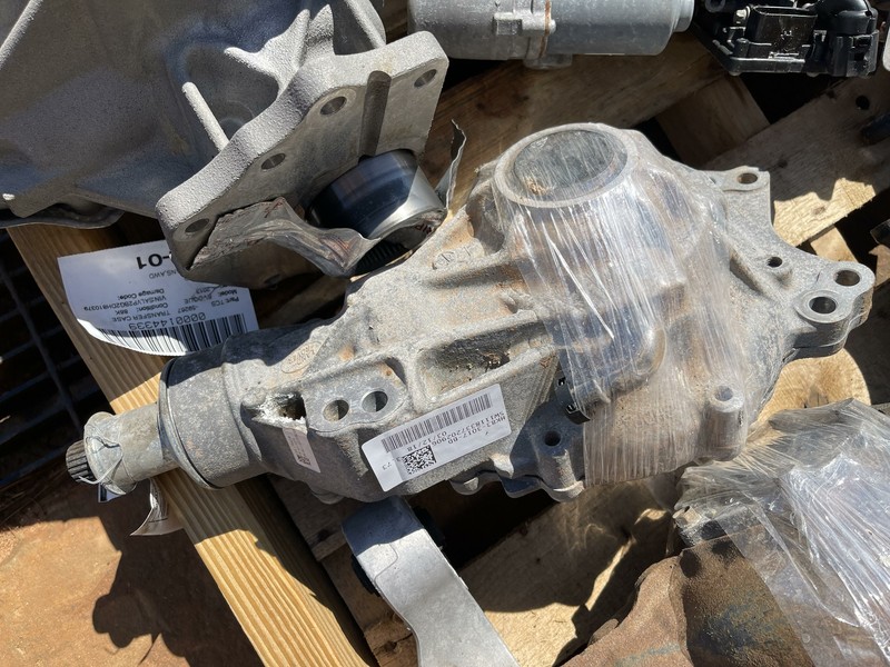 18-20 JAGUAR F-PACE 2.0L X761 FRONT CARRIER DIFFERENTIAL CASE 23K MILES