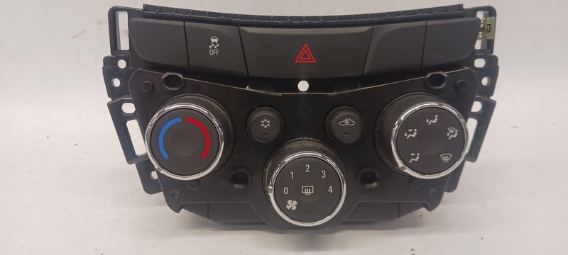 19-'22 CHEVROLET TRAX heater control panel w/o heated seats OEM 1 Year Wnty!
