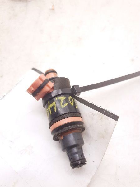 01 02 03 04 05 06 LEXUS LS430 4.3L FUEL INJECTOR 119662