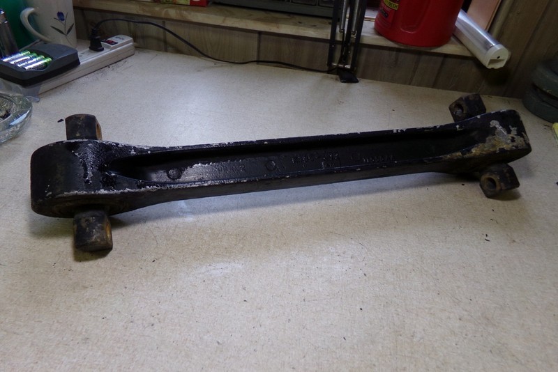 Kenworth K195-472 Torque Link Rod 11555AA *FREE SHIPPING*