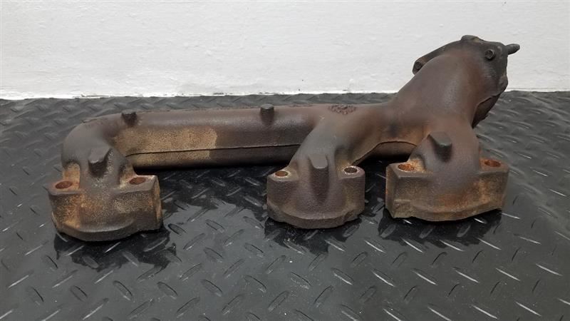 96-05 Chevrolet Astro Van 4.3L Right Exhaust Manifold W/O Air OEM 12550122