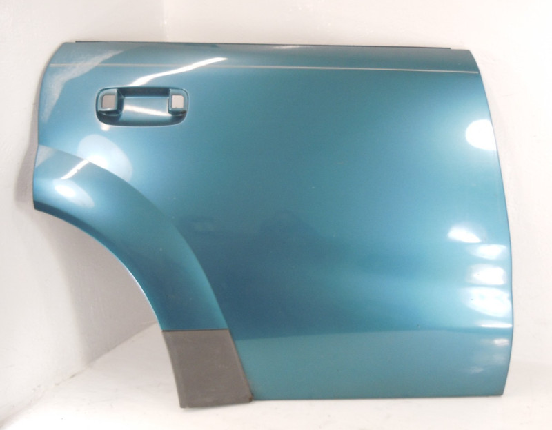 2005 05 Saturn Vue Rear Exterior Door Skin Passenger Right Electric OEM