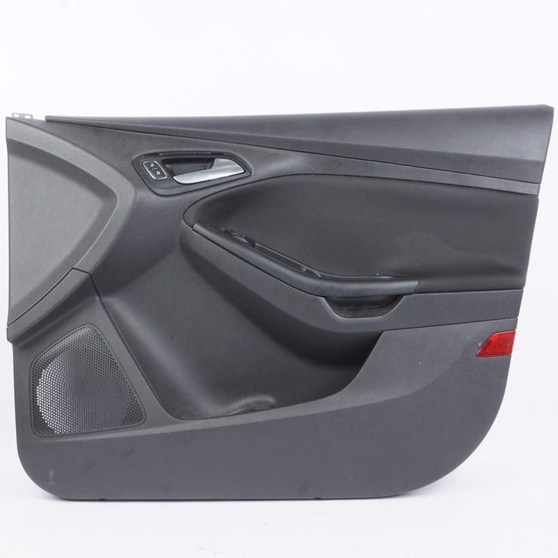2015 - 2018 FORD FOCUS FRONT RIGHT PASSENGER SIDE DOOR TRIM PANEL OEM BLACK