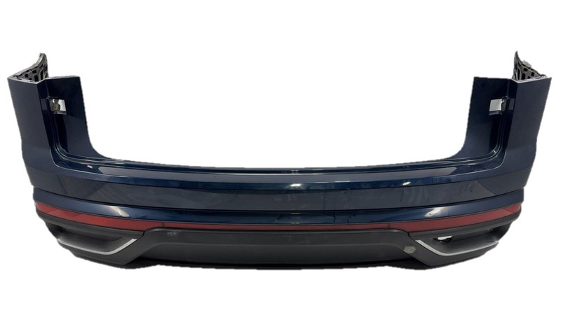 2020-2024 VW Atlas Cross Sport Rear Bumper Assembly W/ Harness Light Scratches