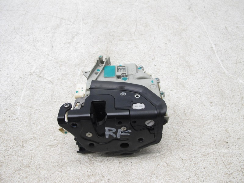 10-22 AUDI 8T A5 S5 A4 Q3 Q5 Q7 DOOR LATCH LOCK ACTUATOR OEM FRONT RIGHT 031125