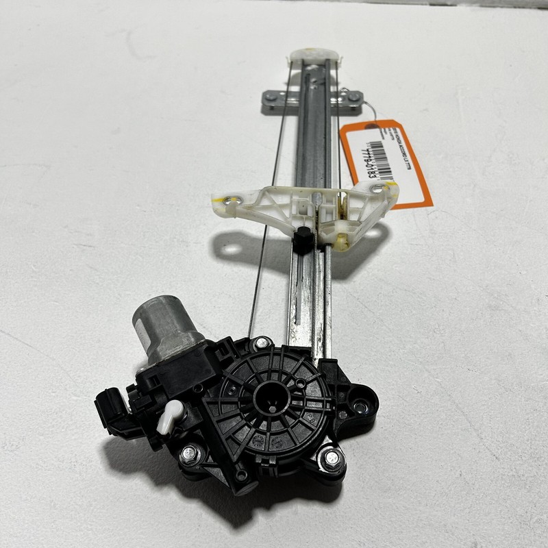 2018-2020 HONDA ACCORD REAR LEFT DRIVER SDOOR WINDOW REGULATOR W/ MOTOR OEM