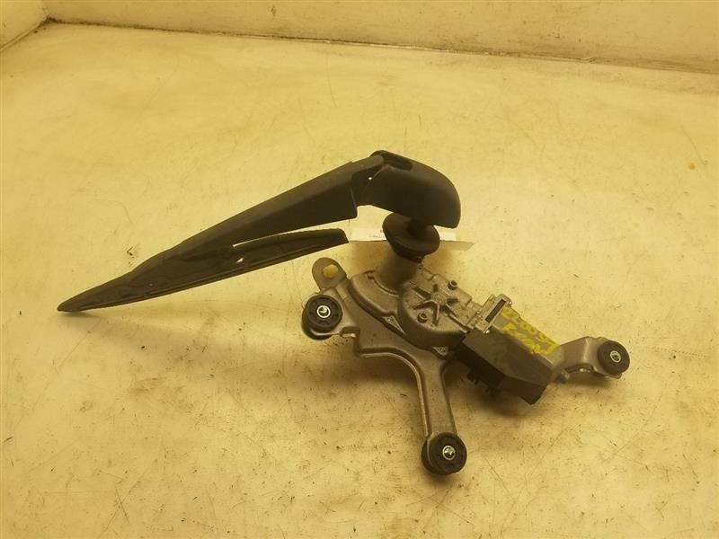 13-18 TOYOTA RAV4 LIMITED REAR WIPER MOTOR ASSEMBLY