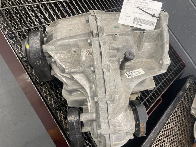 22-'24 JEEP GRAND CHEROKEE single speed Transfer Case 13k miles 6 Month Wnty!