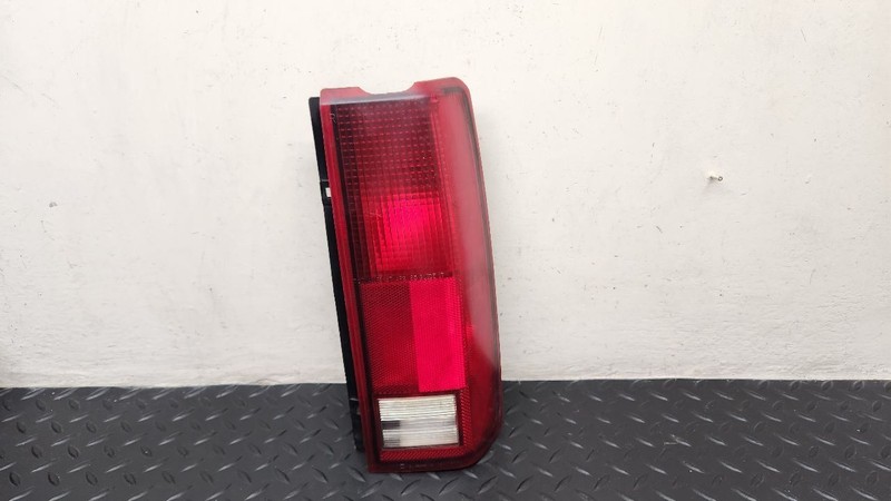 85-05 Chevrolet Astro Van Right Passenger Tail Light Lamp OEM 05978024