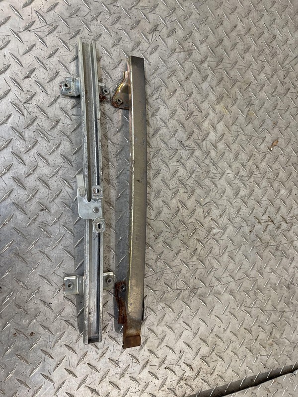 1996-2002 Toyota 4runner 4 runner Rear Trunk Motor Track Oem Tested *.
