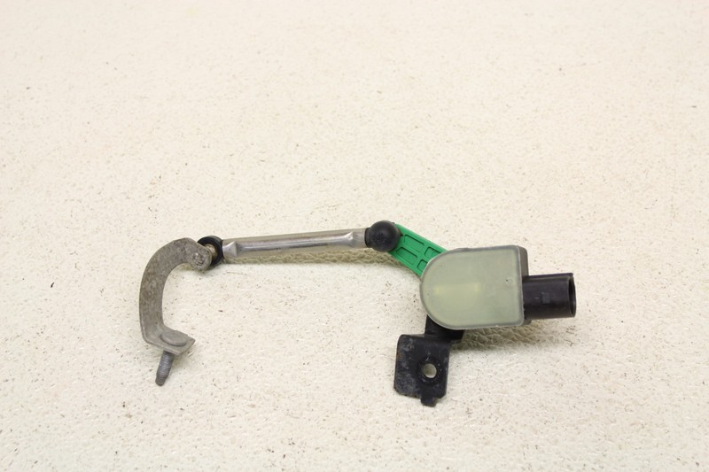 MK2 Audi TT TTS Front Right Ride Height DCC Suspension Level Sensor Oem 08-15