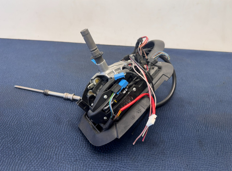 06–14 OEM BMW E90 E92 E93 335i Automatic Transmission Floor Gear Shift Selector