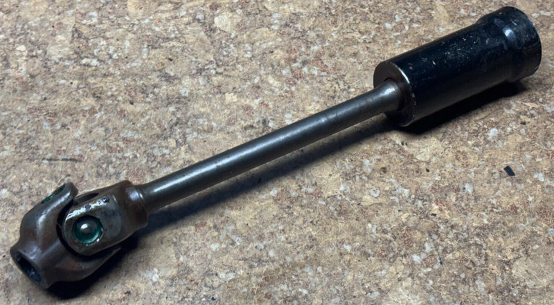 1983 1984 Honda Sabre VF700 Shaft Drive U-Joint 84 Spline Rod Final VF 700 B11