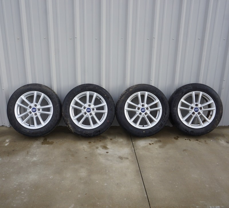 2015 - 2018 Ford Focus Rims And Tires Set Of 4 OEM