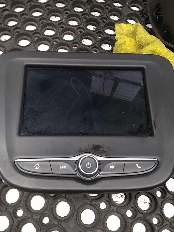 2019 Chevrolet Equinox Infotainment Display Blue OEM 103k Miles NJ25-20285