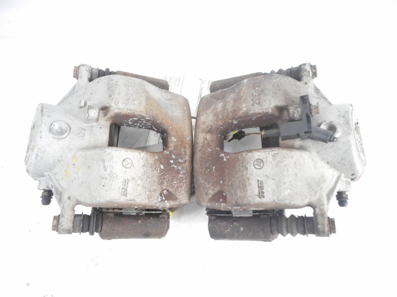 08-11 Mercedes-Benz C300 Front Driver Left Right Brake Caliper Pair OEM AWD