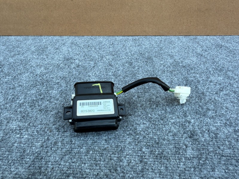 HYUNDAI GENESIS SEDAN & G80 15-20 OEM FRONT LEFT SEAT BLOWER AIR DUCT CONTROLLER