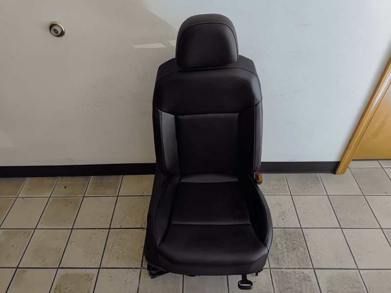 2019-2020 VOLKSWAGEN ATLAS FRONT RIGHT PASSENGER SIDE SEAT BLACK OEM