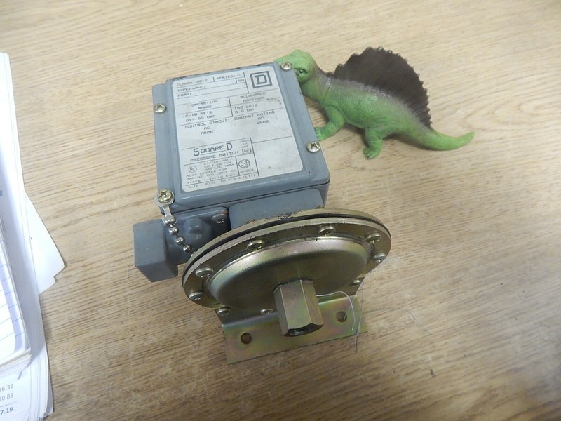 Square D 3012 GA4-1 Series C 2-10 psig A600 Q600 Control Circuit *FREE SHIPPING*