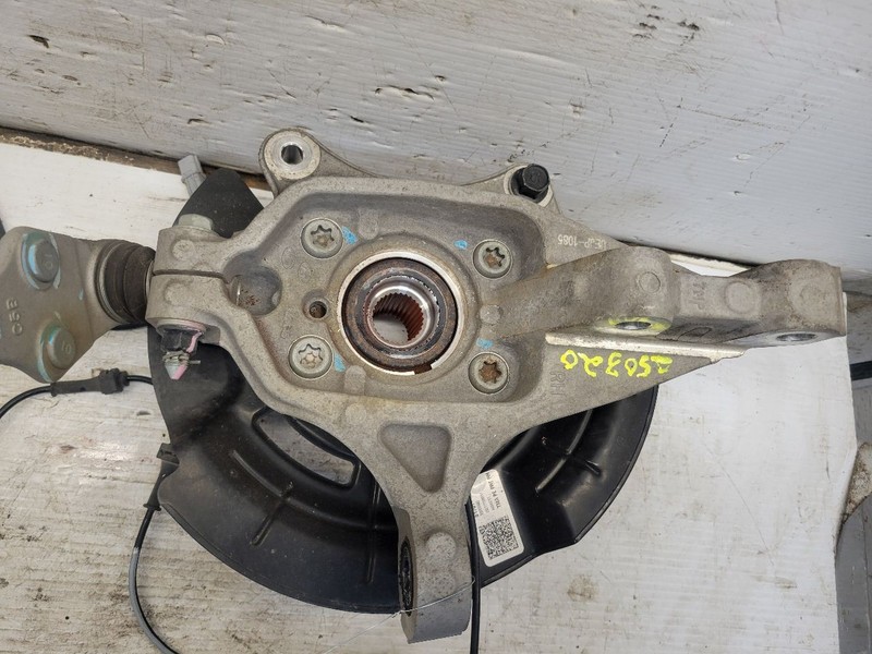 Passenger Front Spindle/Knuckle US Built FWD Fits 21-23 SANTA FE 1644742