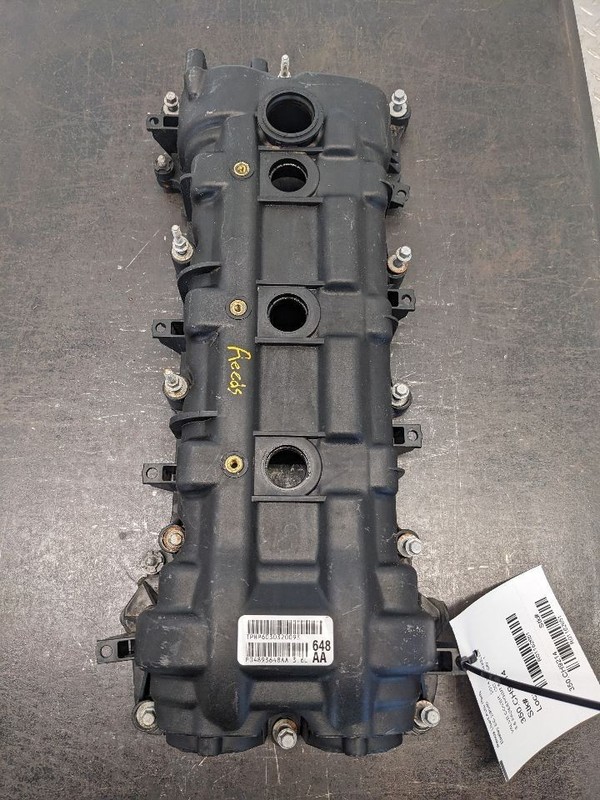 2012-2018 Wrangler Passenger RH 3.6L Valve Cover 1162651