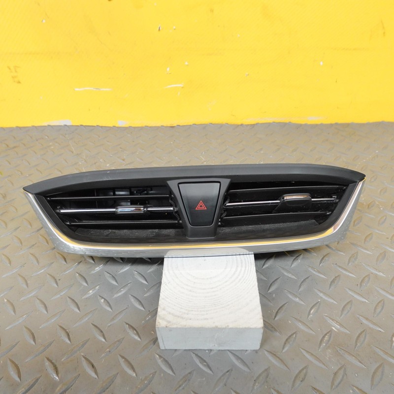 2024-2025 BUICK ENCORE GX CENTER DUCT AIR COND/HEATER GRILLE VENTS OEM 42850789