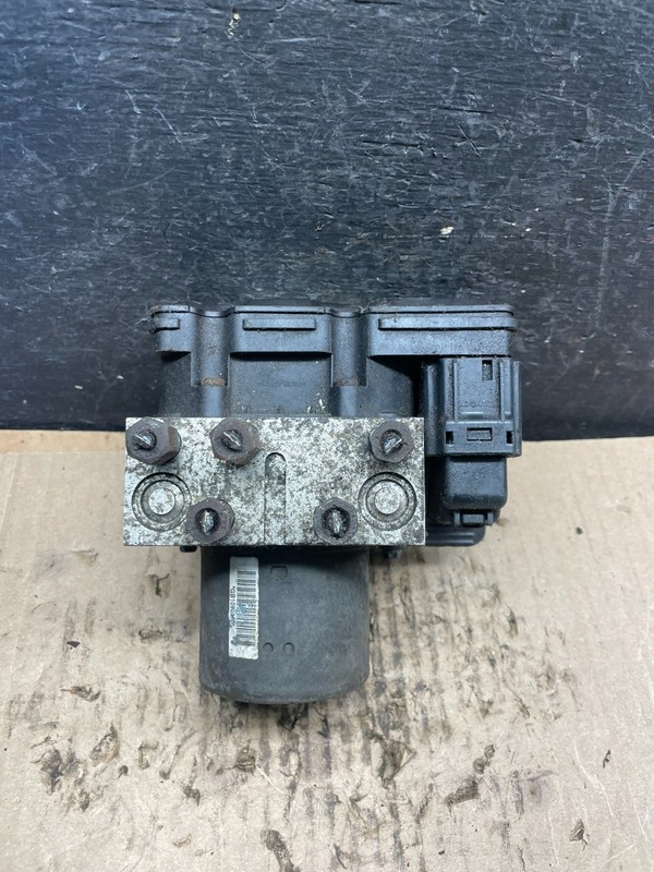 2011 - 2014 Ford E250 E350 VanABS Anti Lock Brake Pump Module Oem R9430 DG