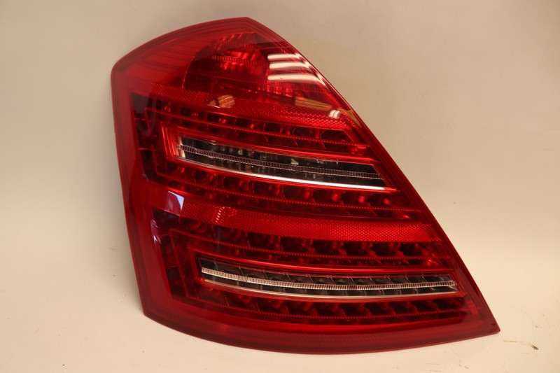 2010-2013 MERCEDES S-CLASS S550 W221 LEFT DRIVER TAIL LIGHT LAMP AFTERMARKET